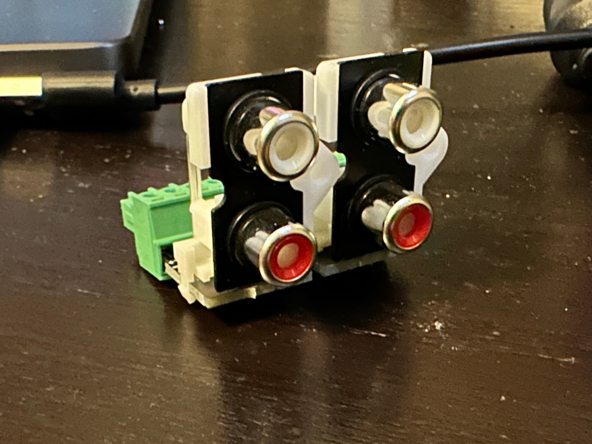 Extron Phoenix Audio Adapters - RCA and 3.5mm – Bonzo's Retro Shop